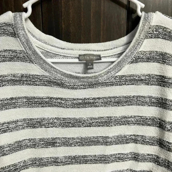 Talbots Striped Shirt. Size: Small - Picture 3 of 4
